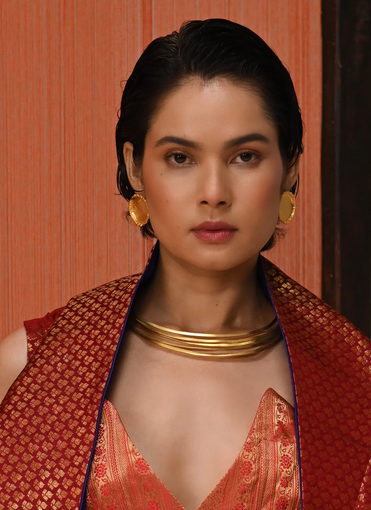 Crater Earrings Gold