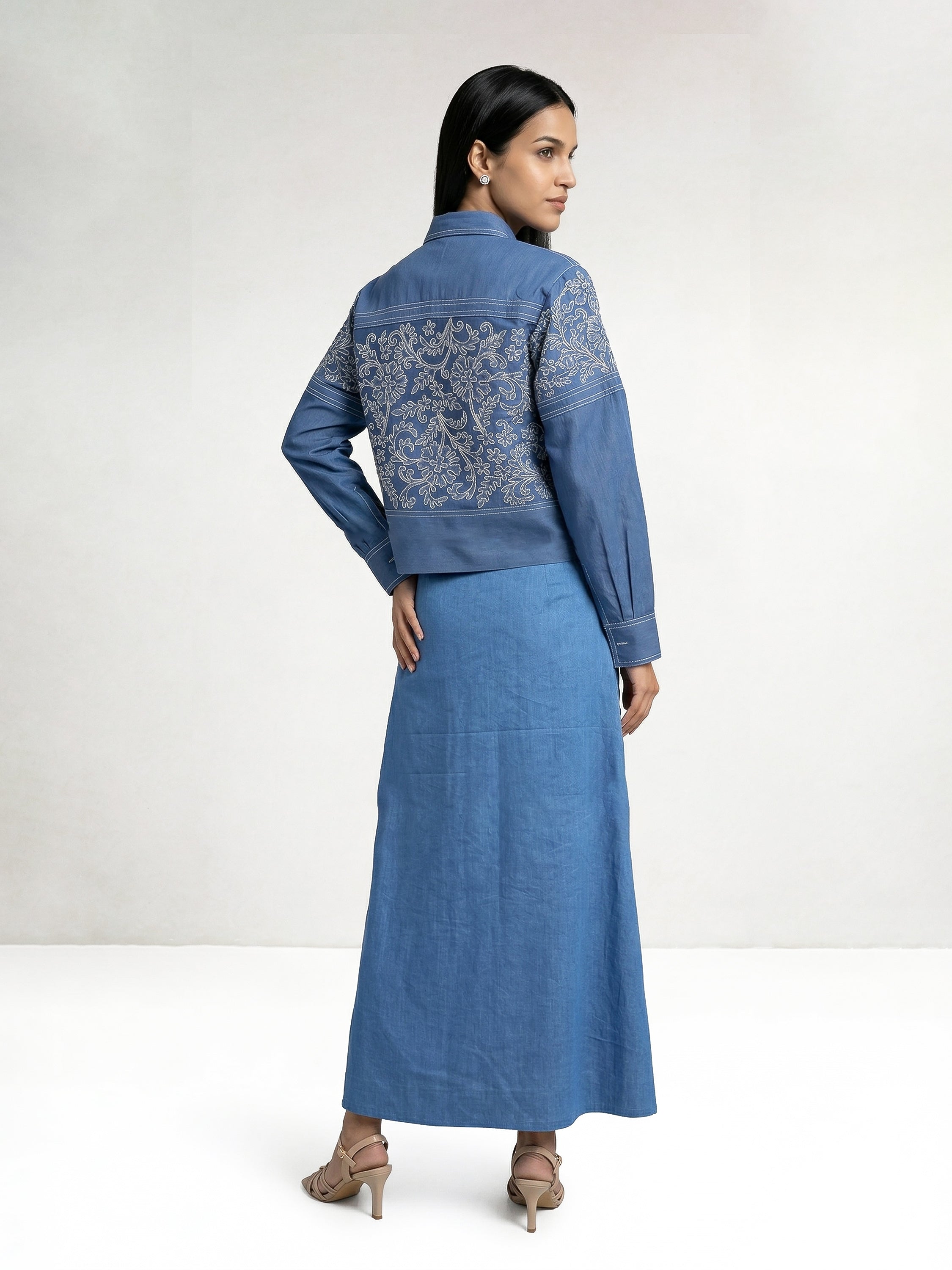 Light Blue Short Shirt With Embroidery And Skirt