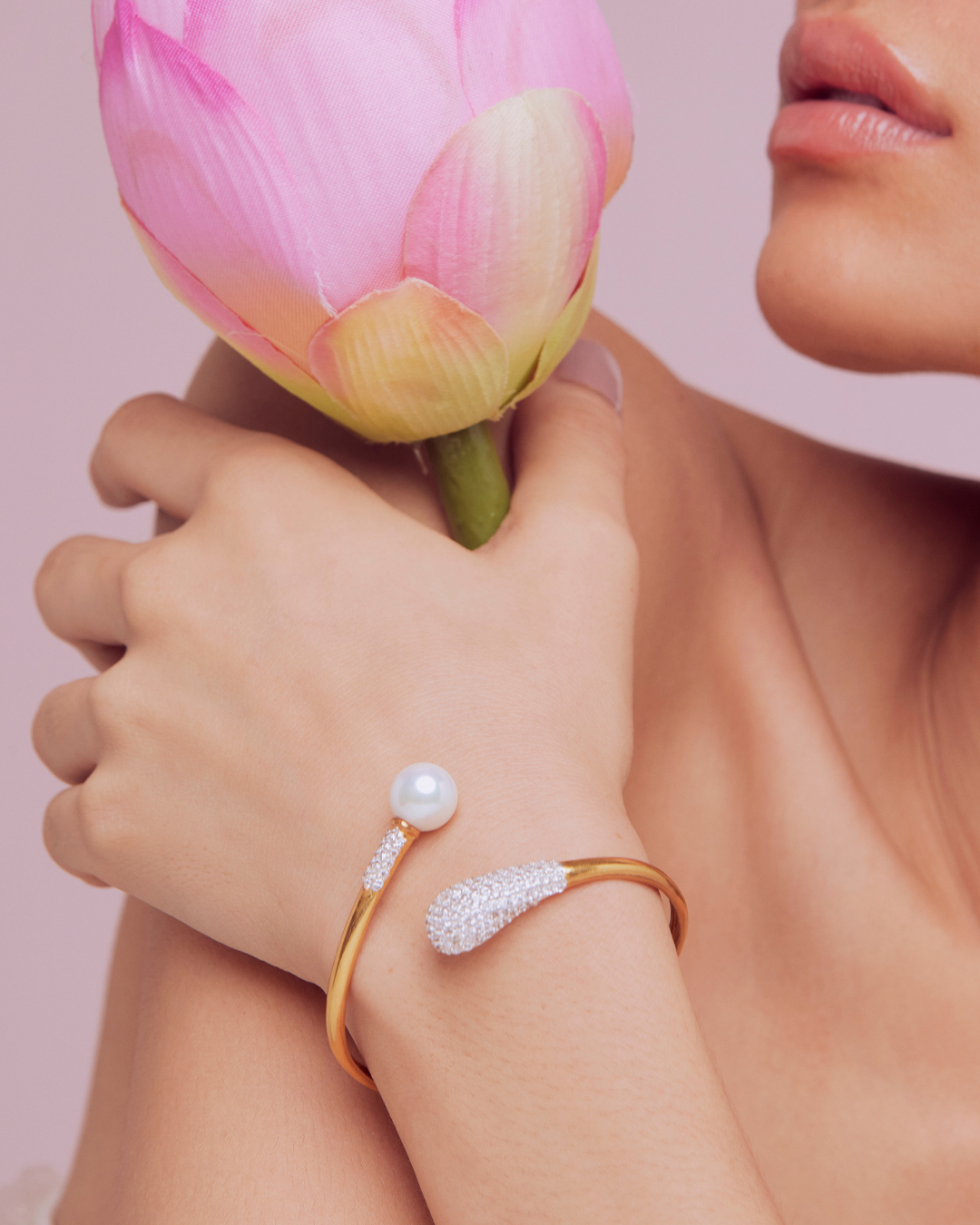 Nova Cuff
