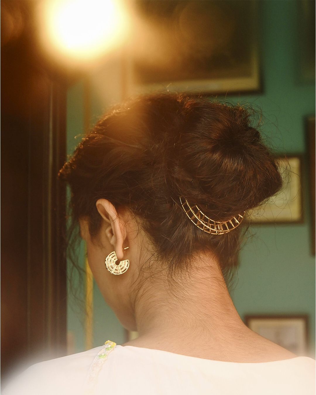 Aura Pin