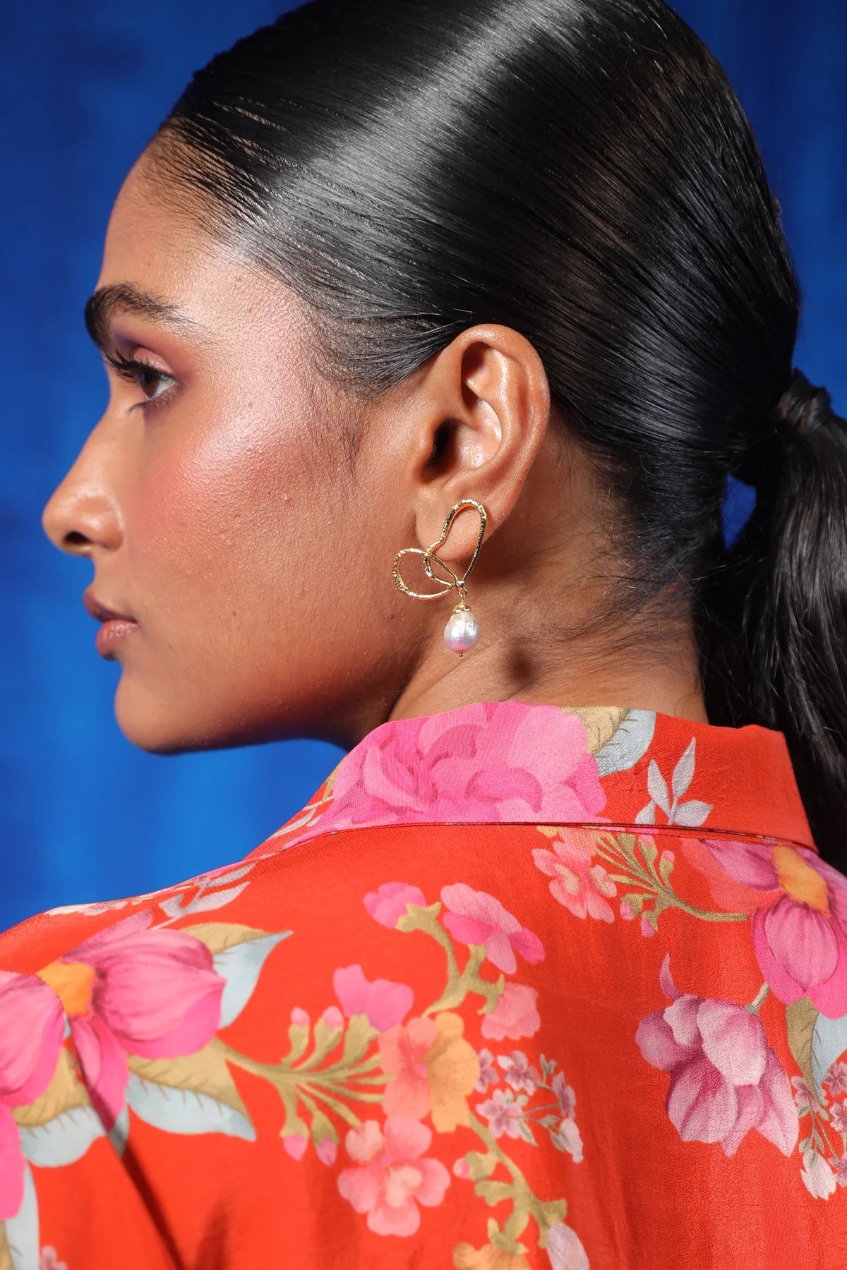 Wings of Spring Wireframe Butterfly Pearl Drop Studs - Gold - Gold plated