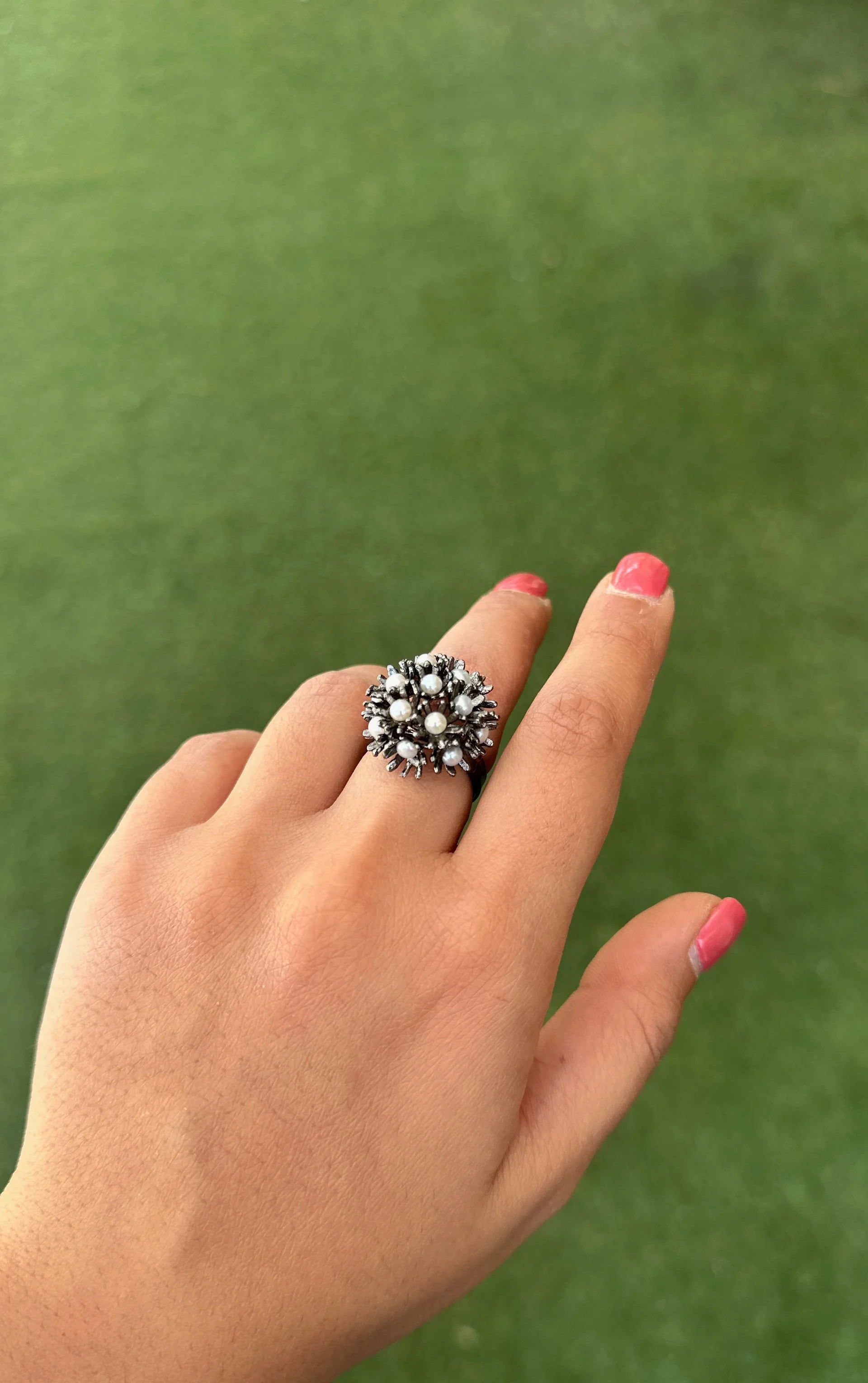 Sunshine Mini Pearl Ring Meteorite Black - Freesize (US 5 - 7.5 / India 9 - 15.5 / Inner dia 15.6 - 17.7mm)