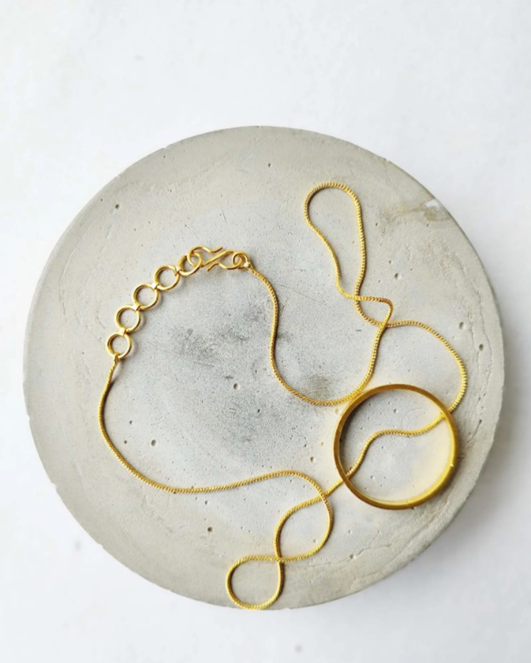 SLIT A CIRCLE 2