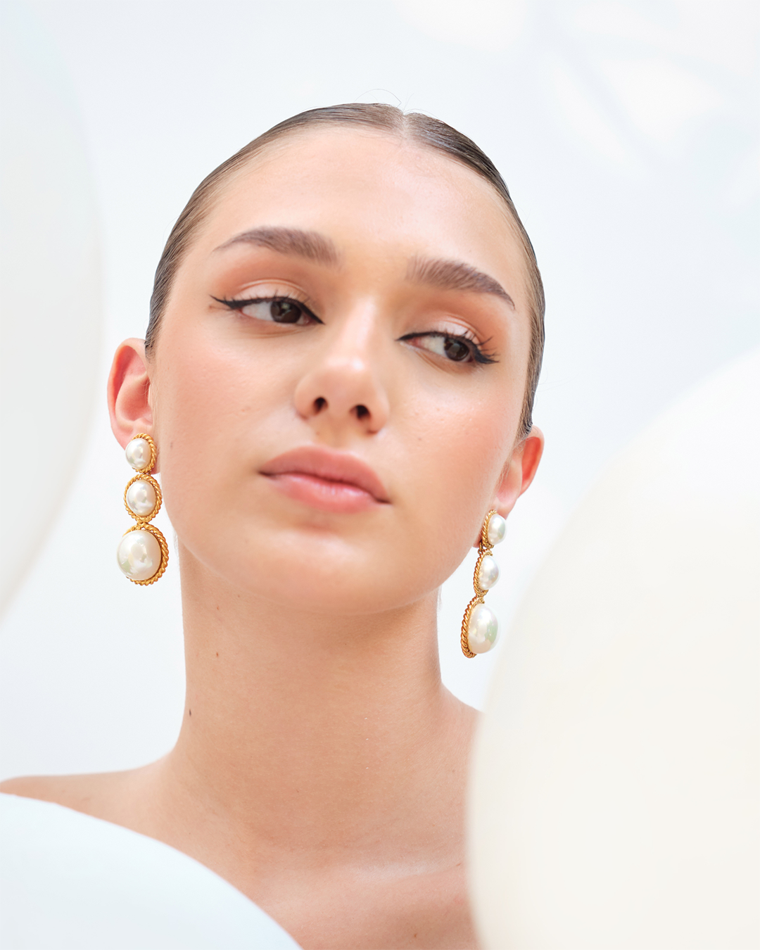 Luxury pearl stud earrings for festive and daily wear